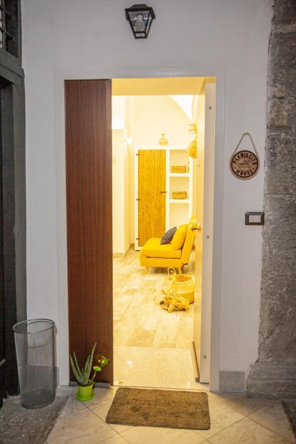 Plebiscito House - Casa Vacanze Napoli Exterior photo